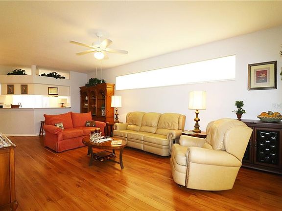 5th image of 21416 Royal Saint Georges Ln