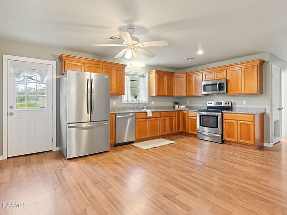 5th image of 106 Reynosa Rd