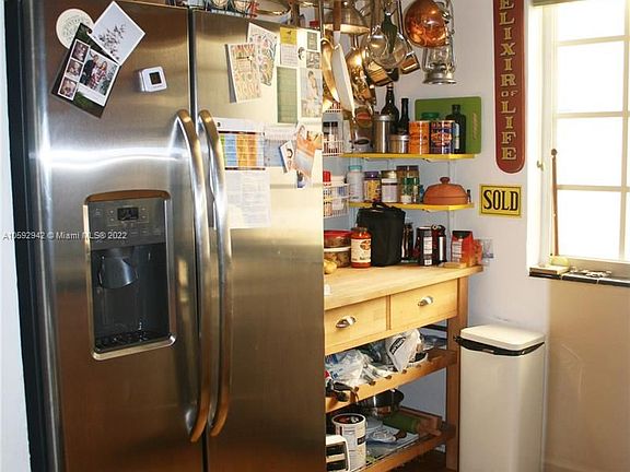 3rd image of 1612 Pennsylvania Ave APT 7