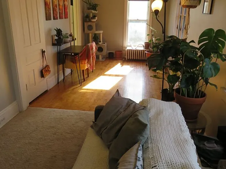 1421 State St — Photo 3