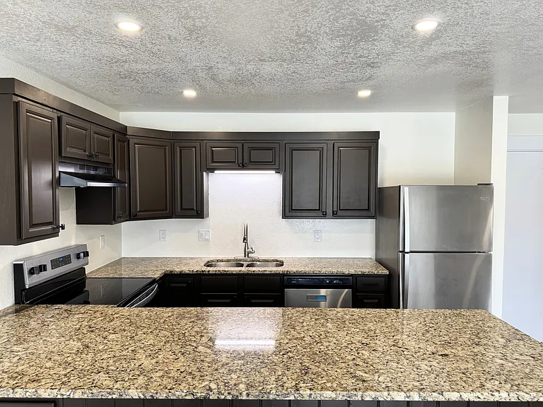 1263 Straight Creek Dr #E101 — Photo 4
