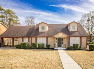 910 Hardegree Dr, Columbus, GA 31907