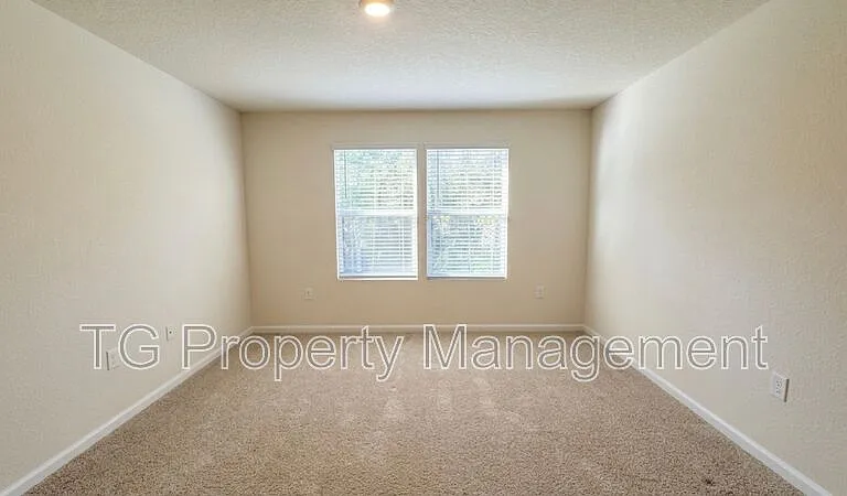 124 Pasadena Dr — Photo 8
