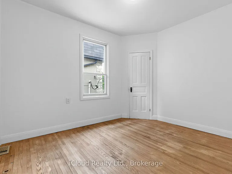 1303 Woodbine Ave — Photo 21