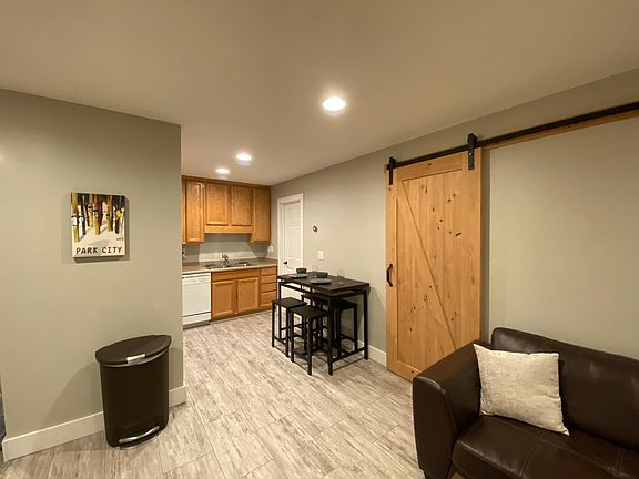 2nd image of 2100 W Canyons Resort Dr #16-B1