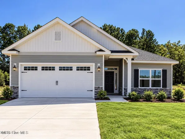101 Raper Dr, Rocky Mount, NC 27804