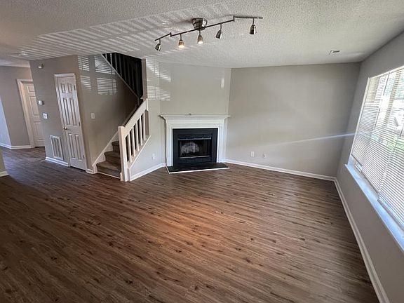 3rd image of 5678 Prescott Ct