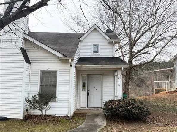 2176 Wellington Cir, Lithonia, GA 30058
