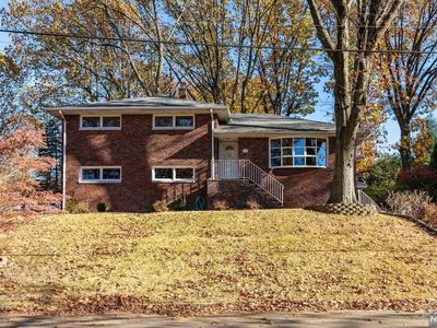 435 Ridgeland Ter, Leonia, NJ, 07605