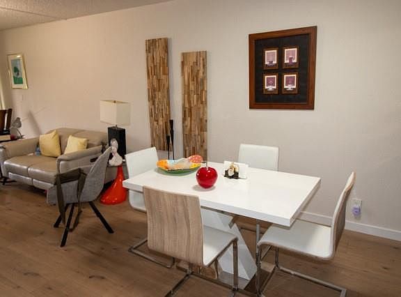 5th image of 6007 CORAL LAKE Drive #107