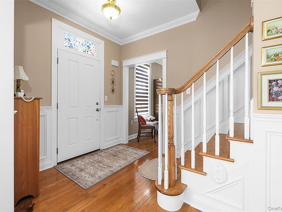 4th image of 15 Cowdrey Street