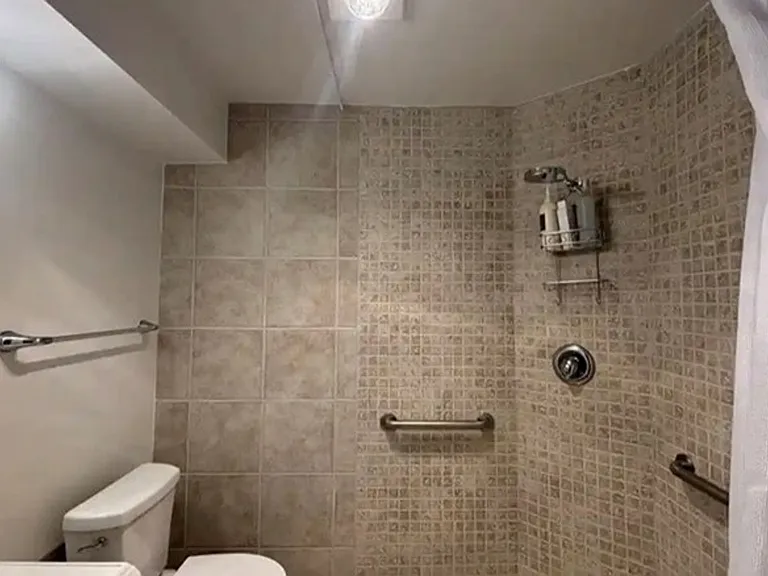 443 54th St — Photo 20