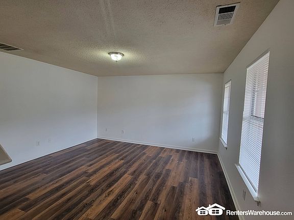 4th image of 6021 Creekerton Blvd