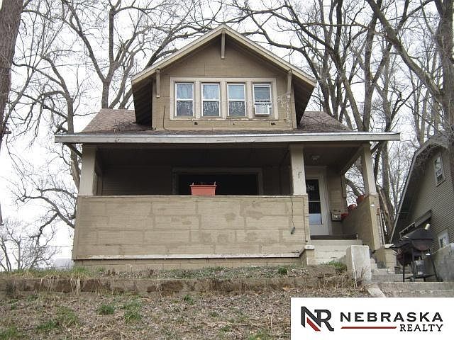 1st image of 6326 N 32nd St