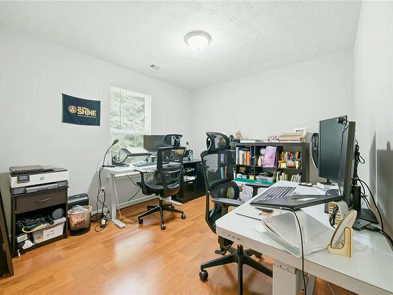 983 Aspen Dr — Photo 21