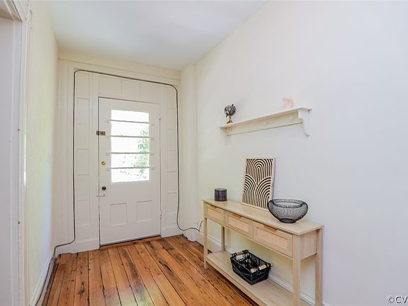 5th image of 501 W Marshall St
