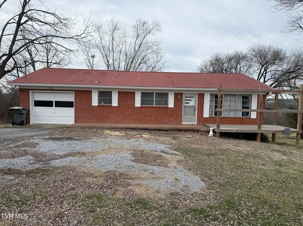 617 E Barton Ridge Rd, Greeneville, TN 37745