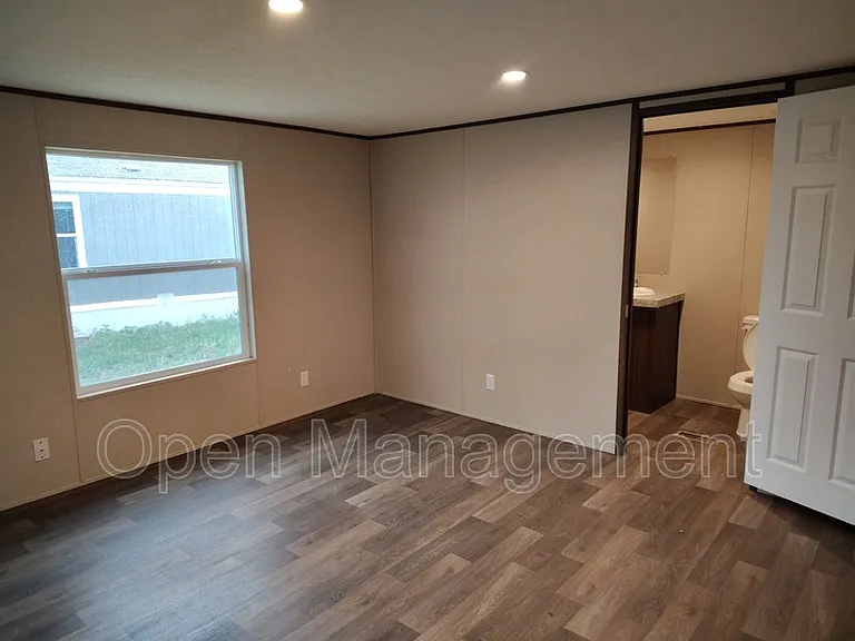 24 Erin Ln #72 — Photo 12