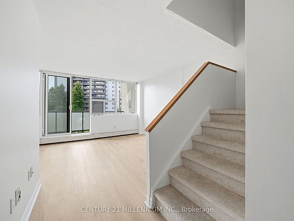 5th image of 2121 Roche Ct #301