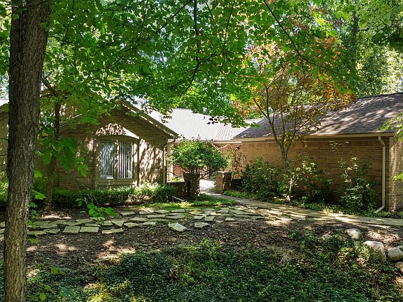 2nd image of 1172 Copperwood Dr