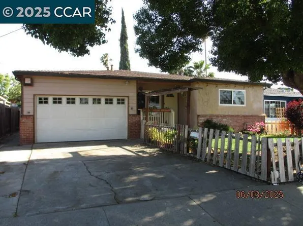 207 Thomas Way, Pittsburg, CA 94565