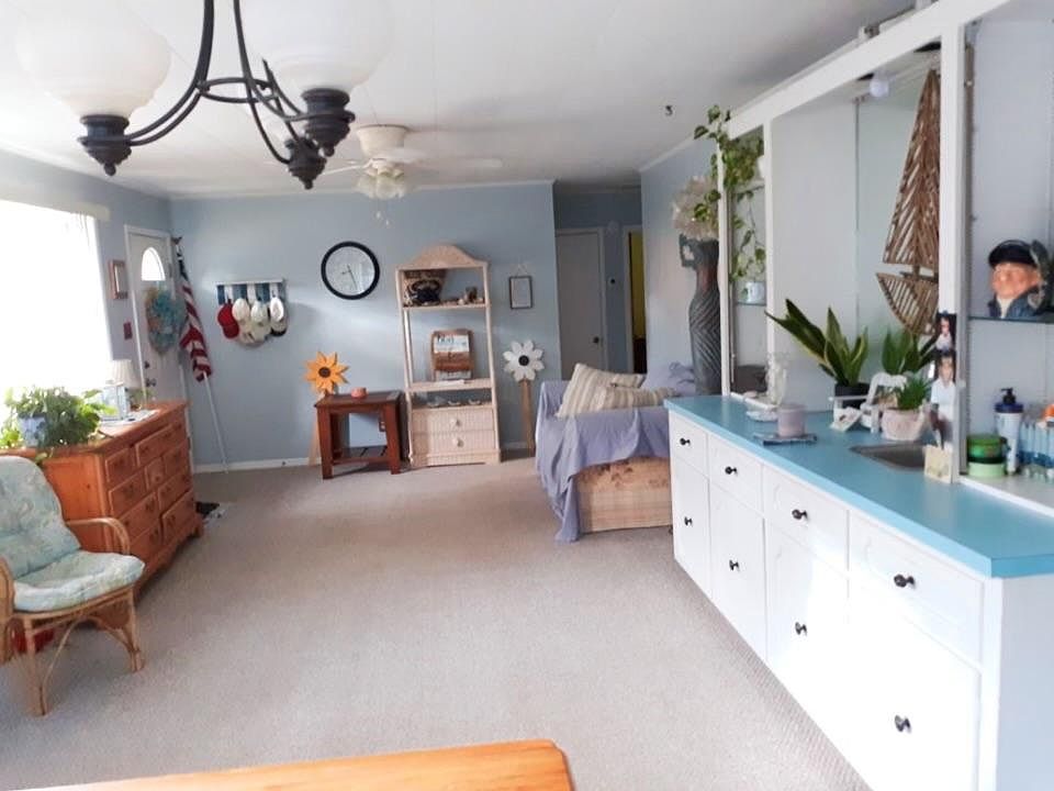 2nd image of 5 Avocado Rd