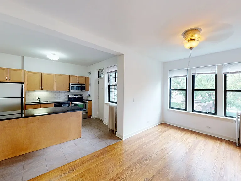 5326-5336 S. Greenwood Avenue — Photo 14