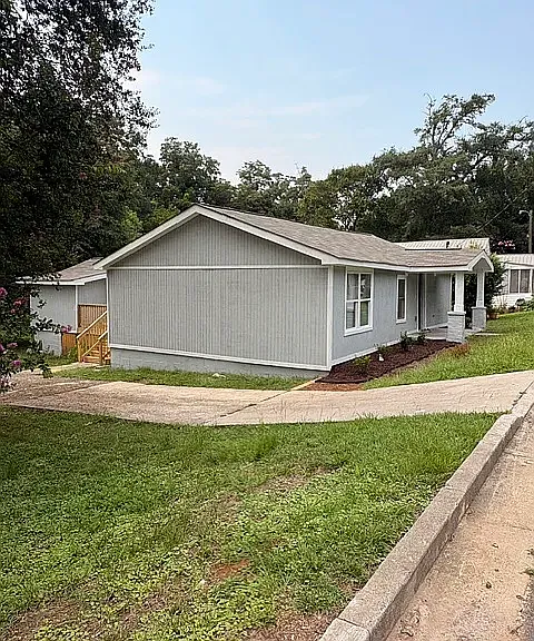309 Samuel L Johnson Dr — Photo 2