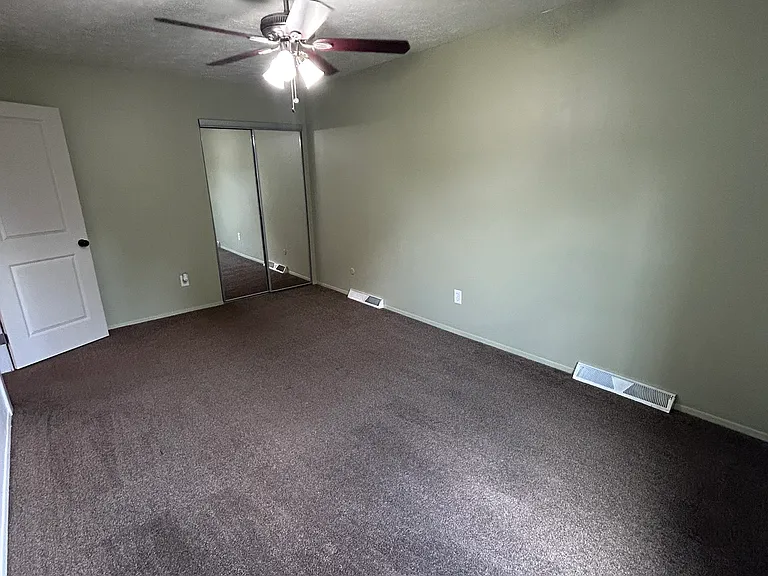 6553 Engle Rd — Photo 23
