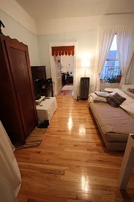 Rented by Landmark Realty & Management | media 22