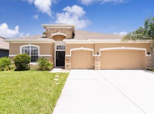 6748 Pine Springs Dr, Wesley Chapel, FL 33545