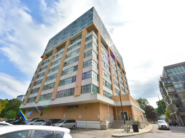 2 Fieldway Rd, Toronto, ON