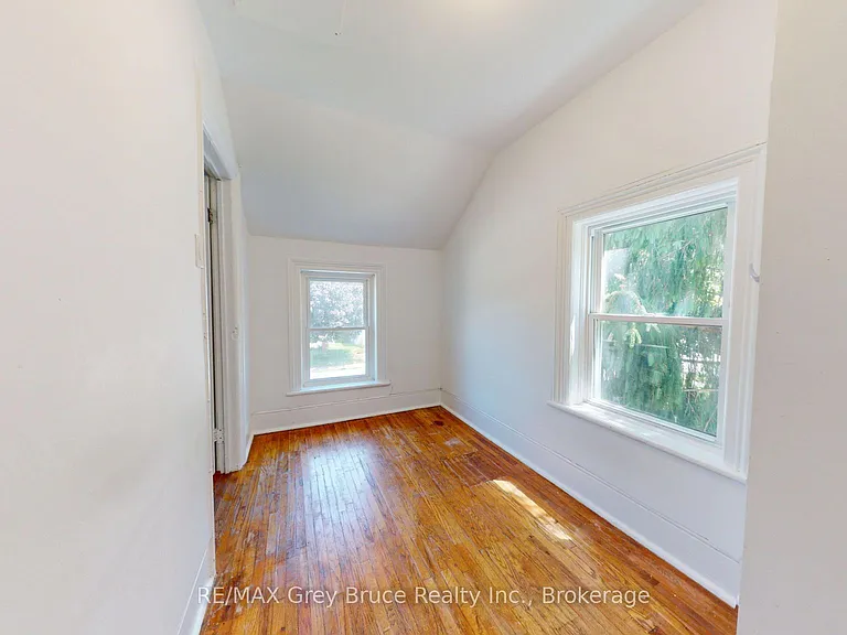 218 Denmark St — Photo 27