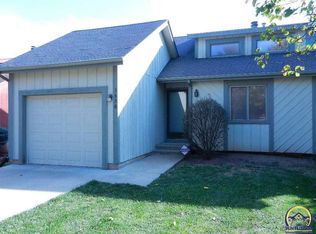 3538 SW Eveningside Dr, Topeka, KS 66614