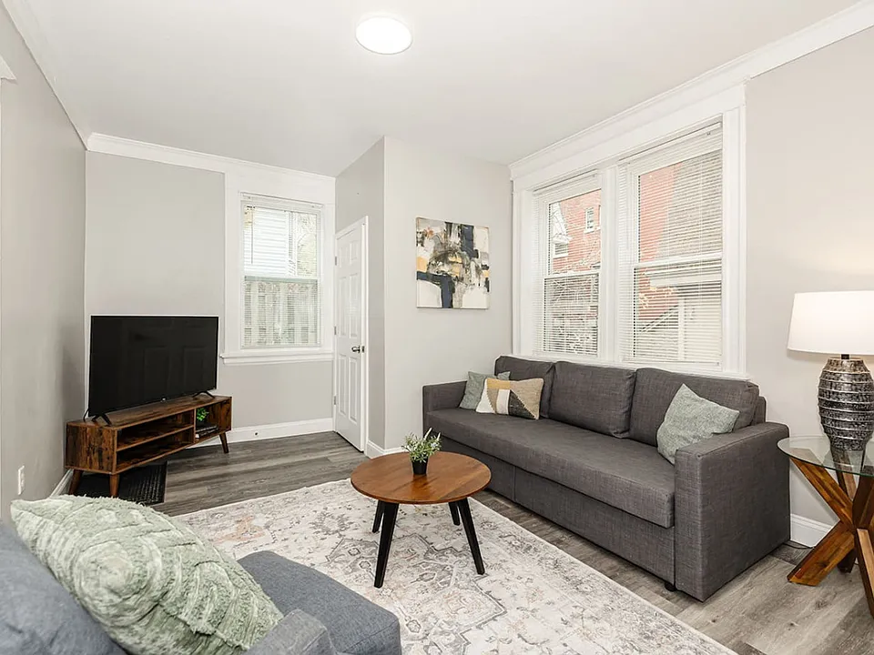 216 Gilman Ave #ID1363975P