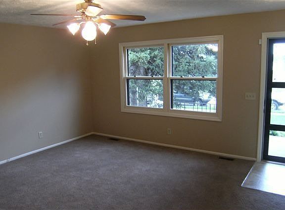 3rd image of 4214 S 41st Ave