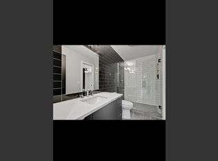 6447 N Ridge Pl, Long Grove, IL 60047