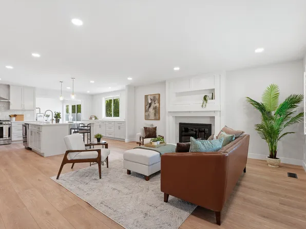4608 S Locust Ln, Holladay, UT 84117
