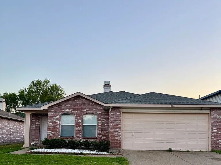 2913 Quail Run Dr — Photo 2