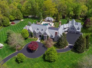 24 Penwood Rd, Mount Kisco, NY 10549