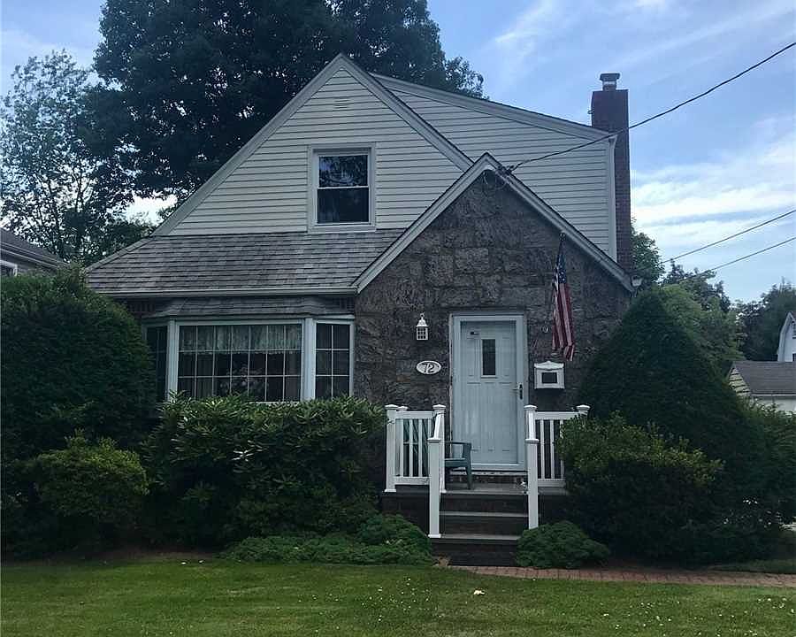 1st image of 72 Orchid St