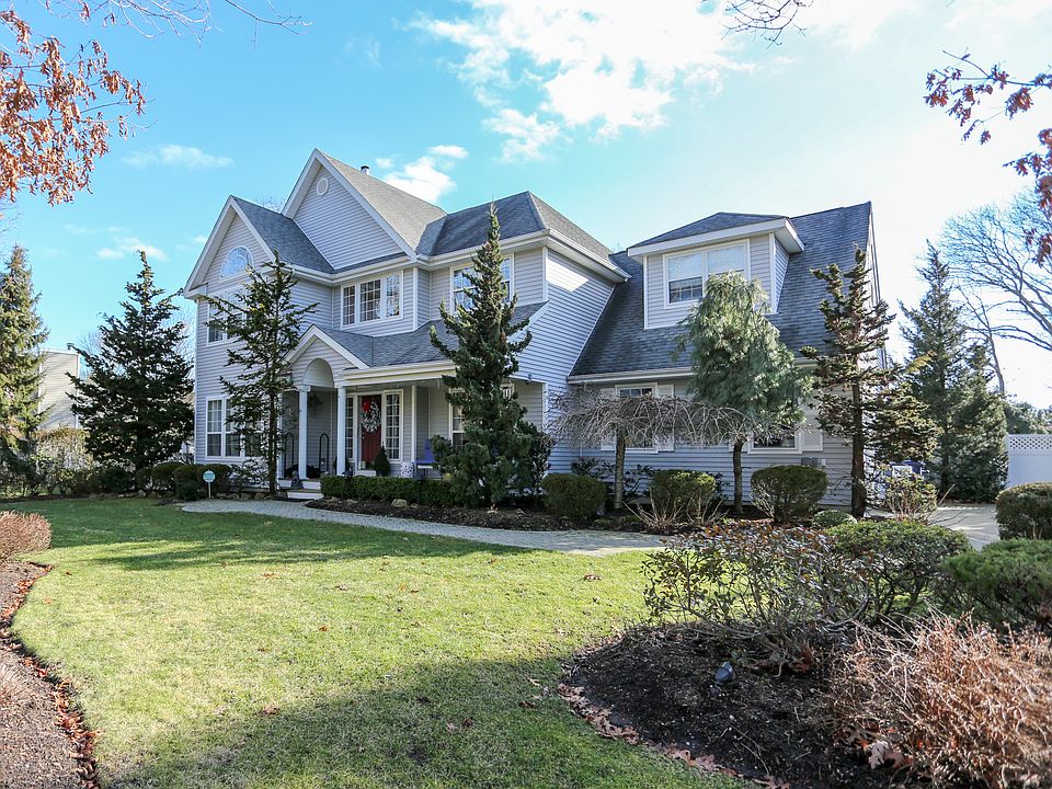 1st image of 11 Willowood Ct
