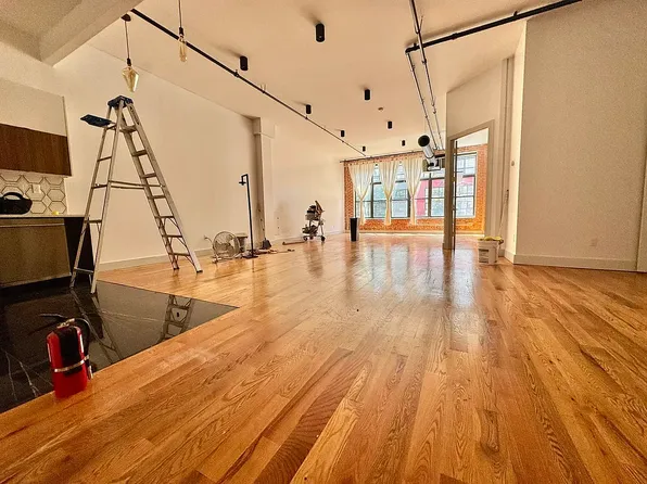 9 Mckibbin Court image 3 of 31