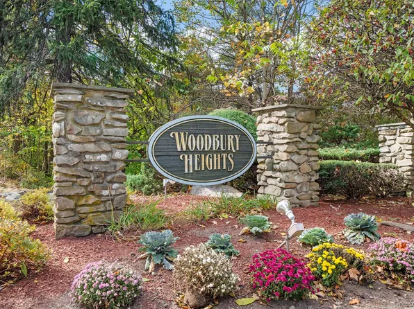 1104 Evergreen Ct, Highland Mills, NY 10930