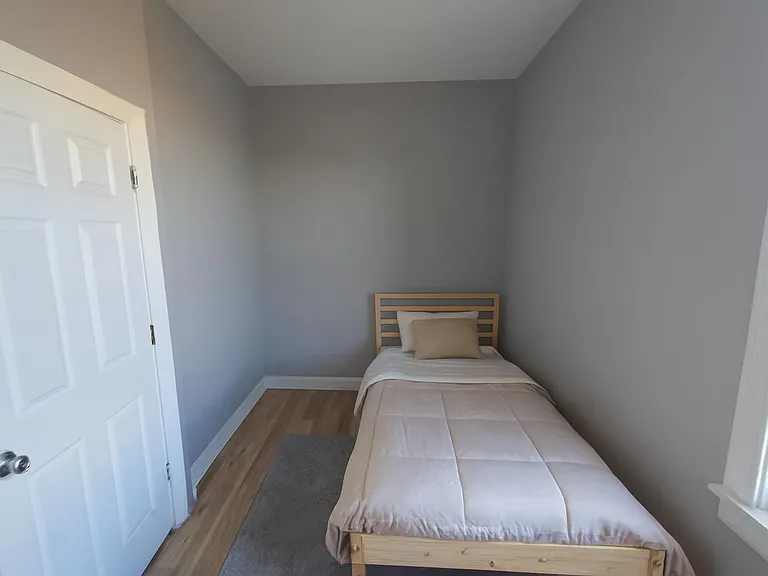1215 S Homan Ave #3M — Photo 4