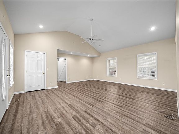 3rd image of 360 Swallows Xing