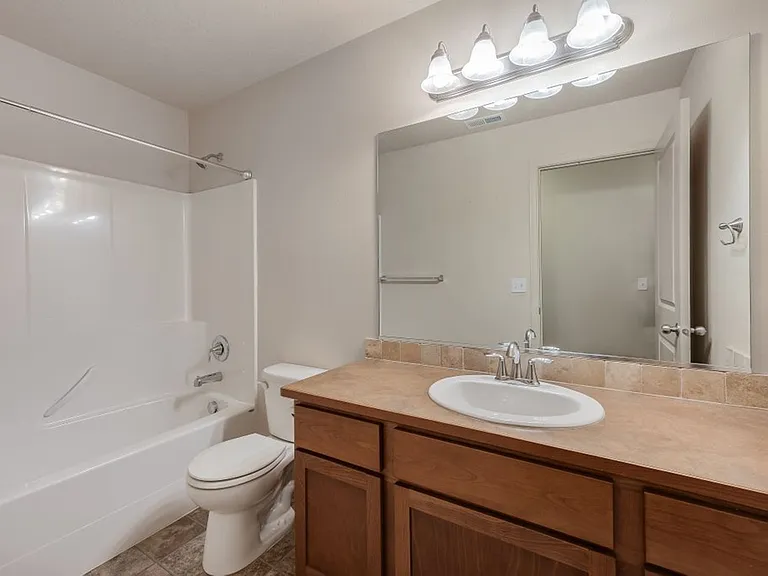 2664 N Revette St — Photo 15