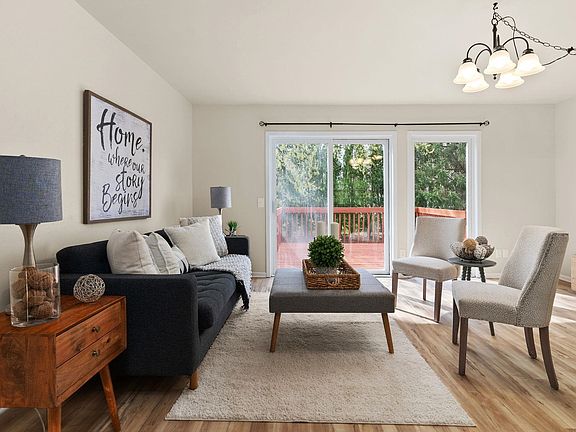 2nd image of 5785-5787 Williamsburg Way