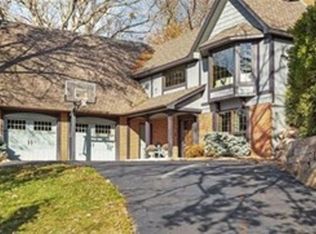 16480 Kingswood Dr, Lakeville, MN 55044