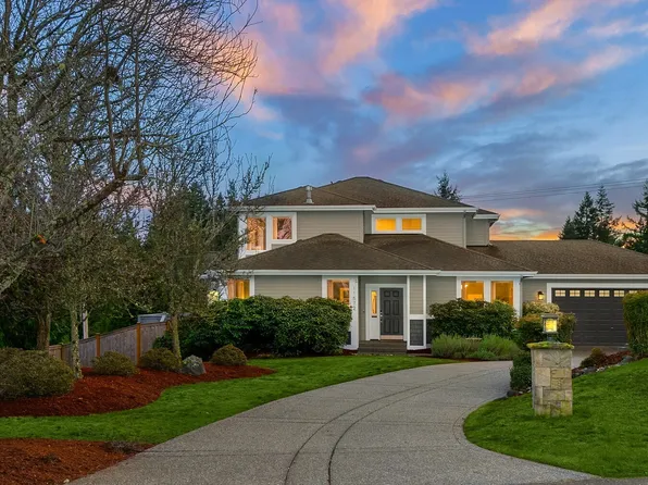 11572 NE Skyward Loop, Kingston, WA 98346